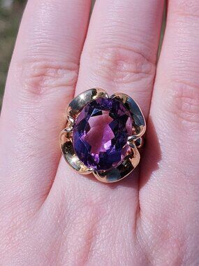 14K Yellow Gold Large Amethyst Flower Cocktail Statement Ring Size 8.25